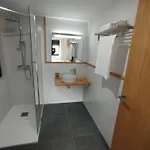 Hotel Zura *