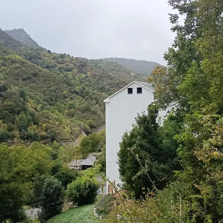 Hotel Zura Seoane